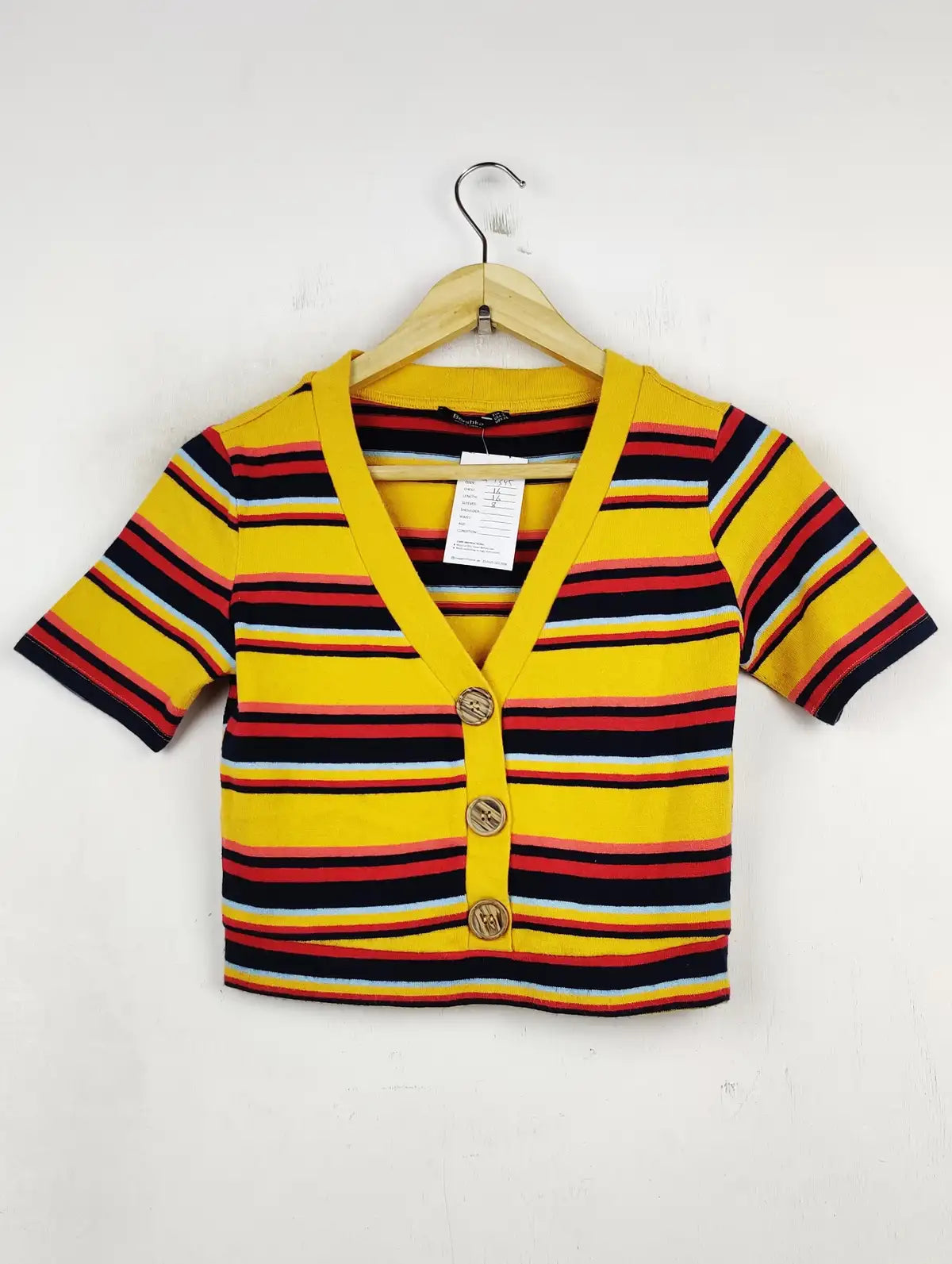 Buy online pre-used pre-loved 100% authentic & Original branded Bershka (WCT-1345) available in Pakistan. Top international brands avilable.