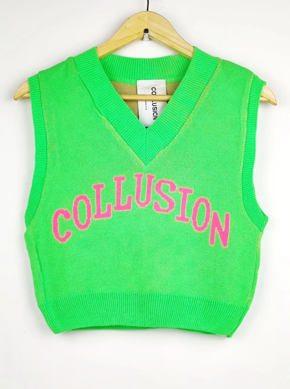 Buy online pre-used pre-loved 100% authentic & Original branded Collusion (WCT-1359) available in Pakistan. Top international brands avilable.