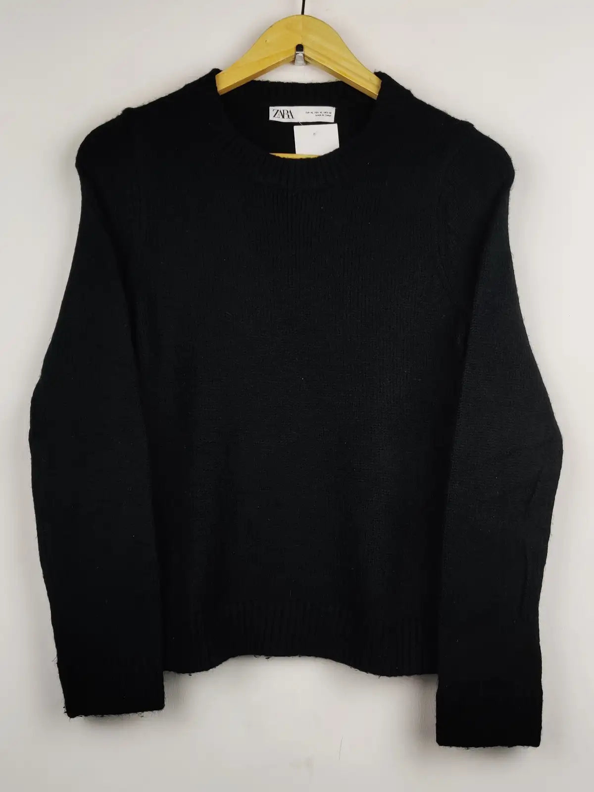 Buy online pre-used pre-loved 100% authentic & Original branded Zara (WCT-1361) available in Pakistan. Top international brands avilable.