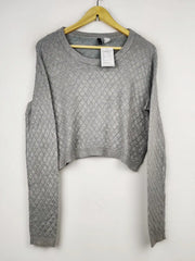 Buy online pre-used pre-loved 100% authentic & Original branded H&M (WCT-1417) available in Pakistan. Top international brands avilable.