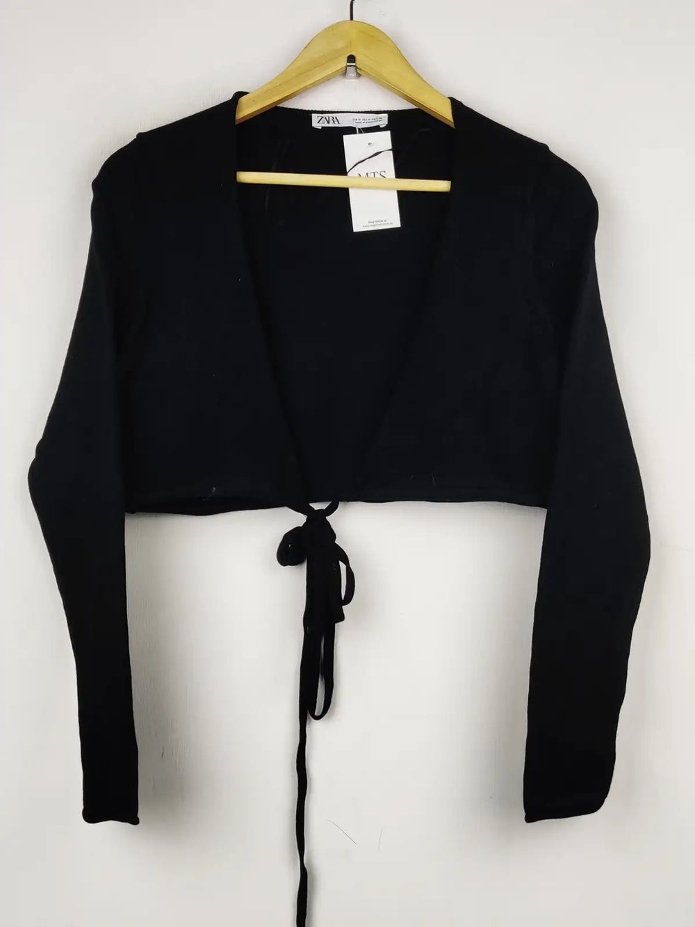 Buy online pre-used pre-loved 100% authentic & Original branded Zara (WCT-1441) available in Pakistan. Top international brands avilable.