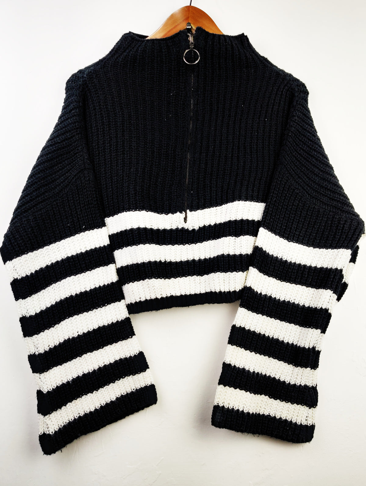 Buy online pre-used pre-loved 100% authentic & Original branded Shein (WCT-144) available in Pakistan. Top international brands avilable.