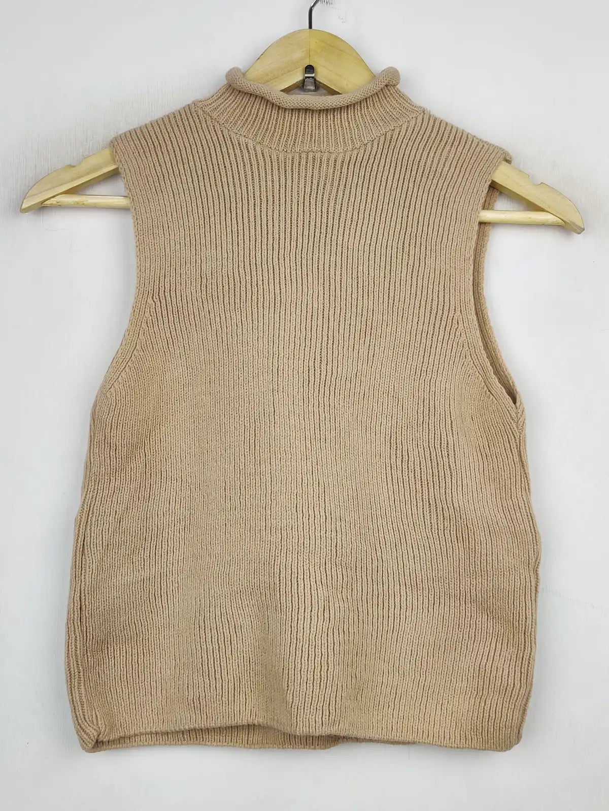 Buy online pre-used pre-loved 100% authentic & Original branded Missguided (WCT-1503) available in Pakistan. Top international brands avilable.