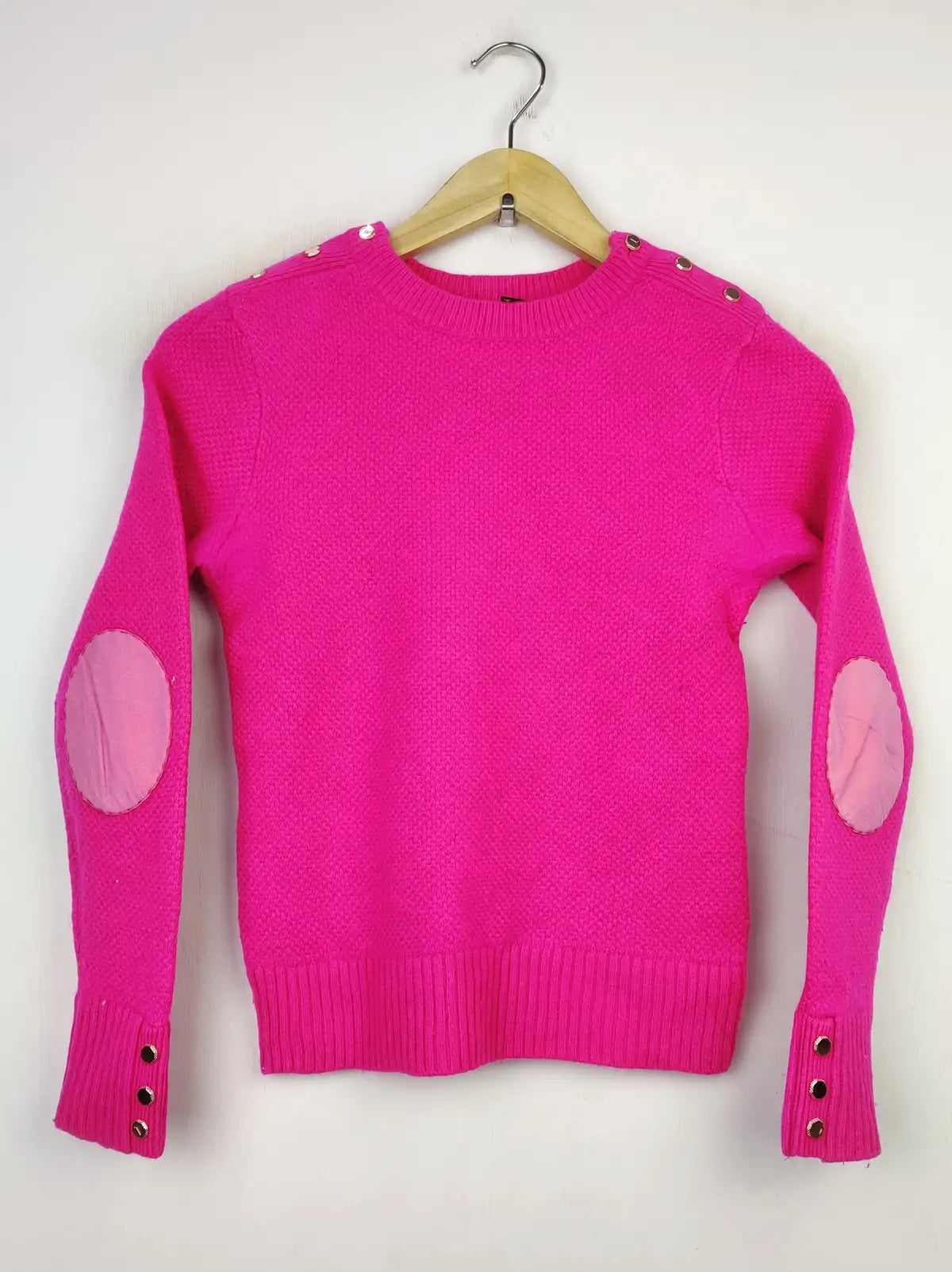 Buy online pre-used pre-loved 100% authentic & Original branded Ted Baker (WCT-1550) available in Pakistan. Top international brands avilable.