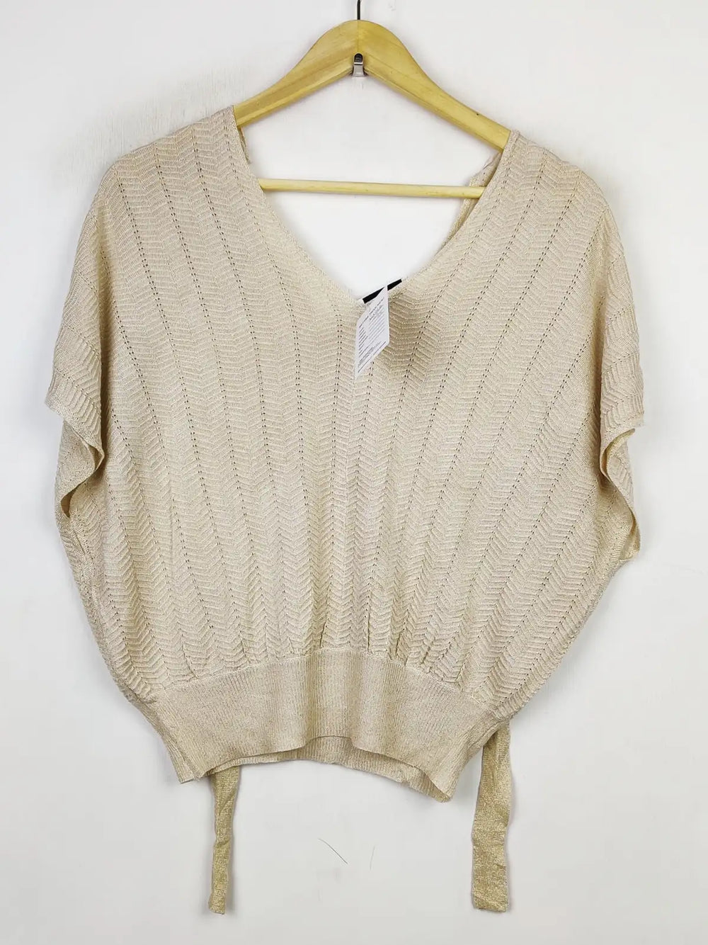 Buy online pre-used pre-loved 100% authentic & Original branded Gallery (WCT-1660) available in Pakistan. Top international brands avilable.