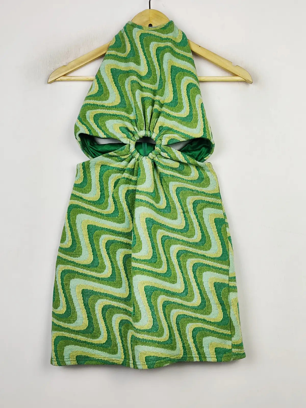 Buy online pre-used pre-loved 100% authentic & Original branded Zara (WCT-1674) available in Pakistan. Top international brands avilable.