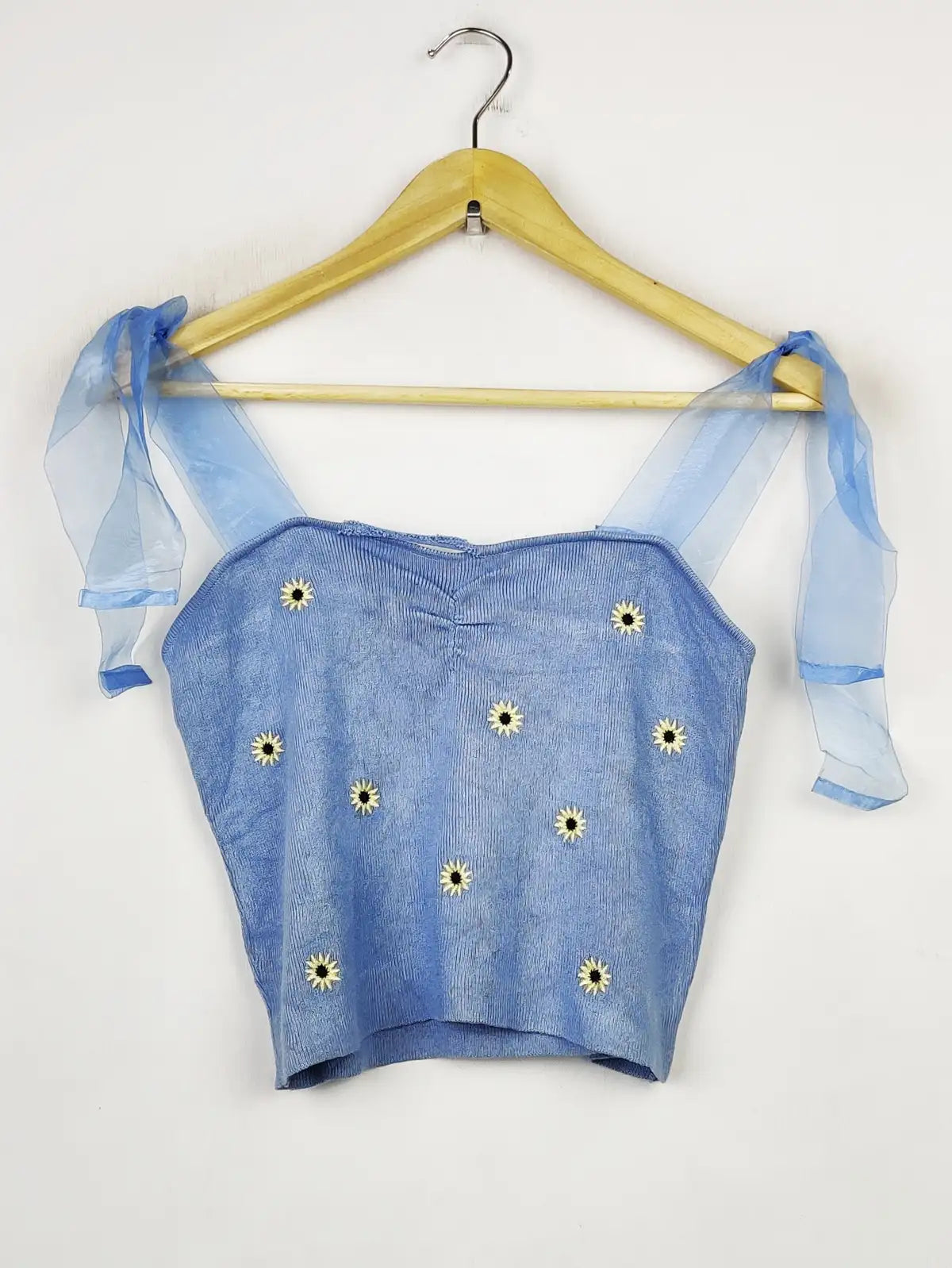 Buy online pre-used pre-loved 100% authentic & Original branded Miss Guided (WCT-1696) available in Pakistan. Top international brands avilable.