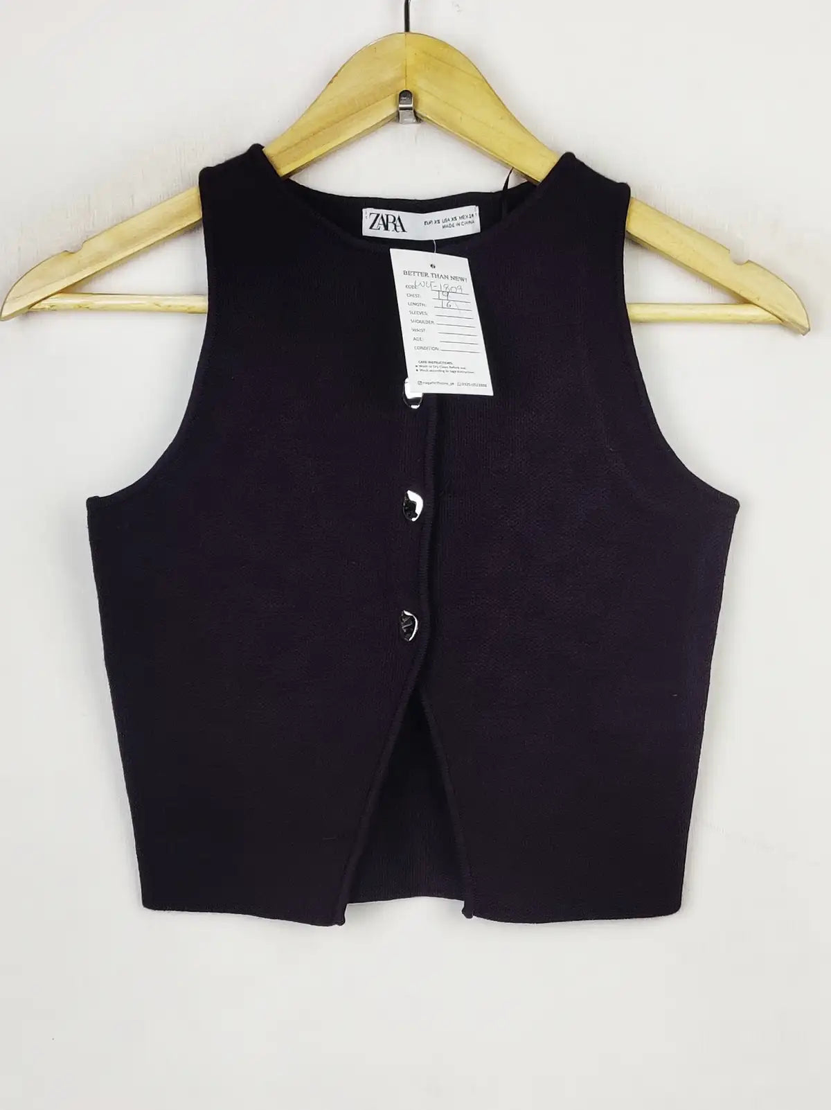 Buy online pre-used pre-loved 100% authentic & Original branded Zara (WCT-1809) available in Pakistan. Top international brands avilable.