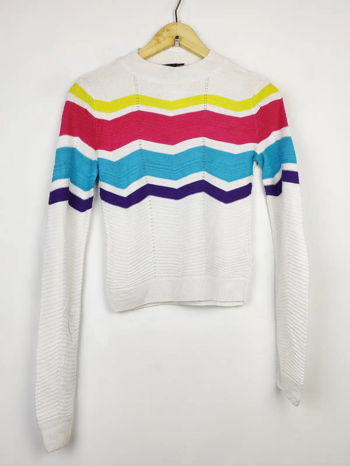 Buy online pre-used pre-loved 100% authentic & Original branded Topshop (WCT-1875) available in Pakistan. Top international brands avilable.