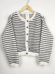 Buy online pre-used pre-loved 100% authentic & Original branded Unknown Brand (WCT-1934) available in Pakistan. Top international brands avilable.