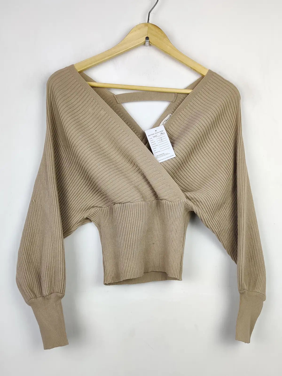 Buy online pre-used pre-loved 100% authentic & Original branded Vanessa Nucci (WCT-1944) available in Pakistan. Top international brands avilable.