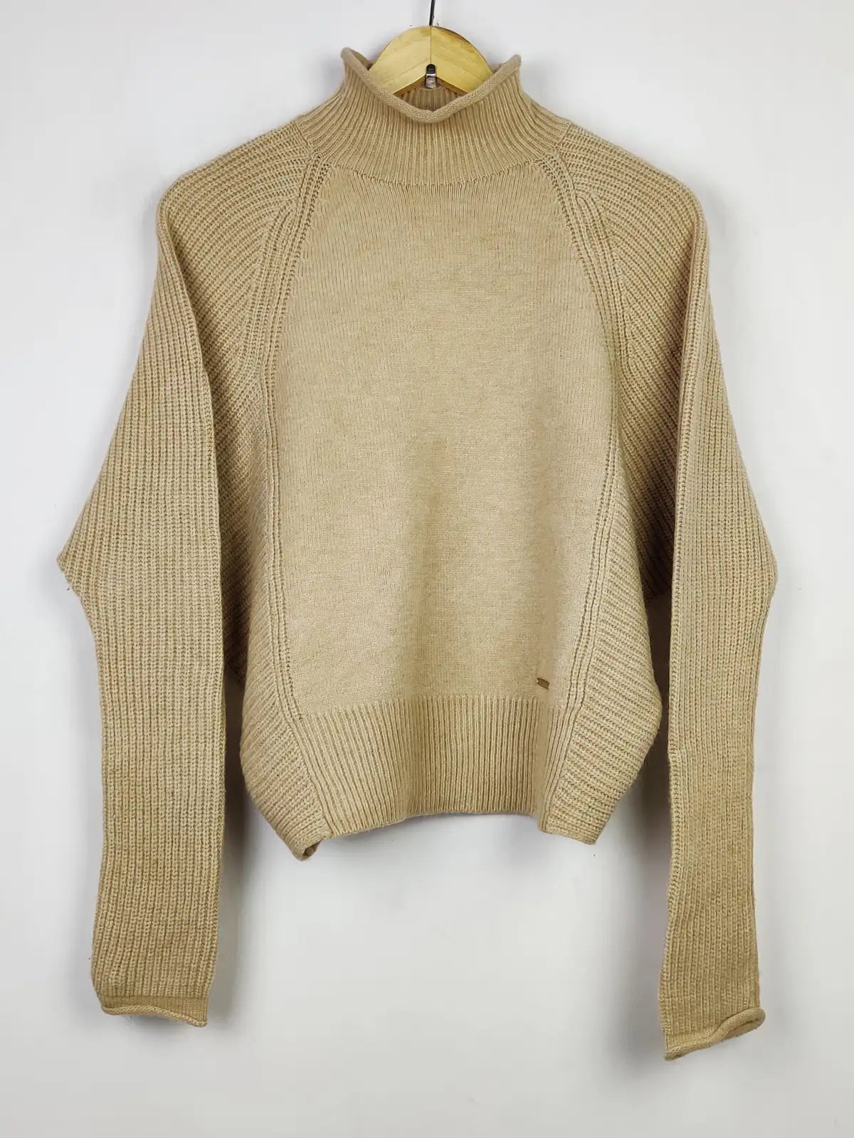 Buy online pre-used pre-loved 100% authentic & Original branded River Island (WCT-1976) available in Pakistan. Top international brands avilable.