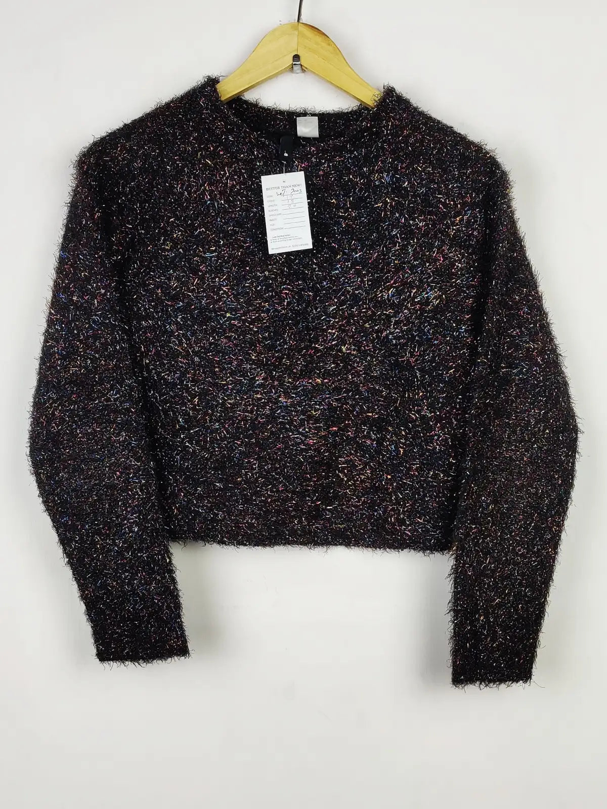 Buy online pre-used pre-loved 100% authentic & Original branded H&M (WCT-2003) available in Pakistan. Top international brands avilable.