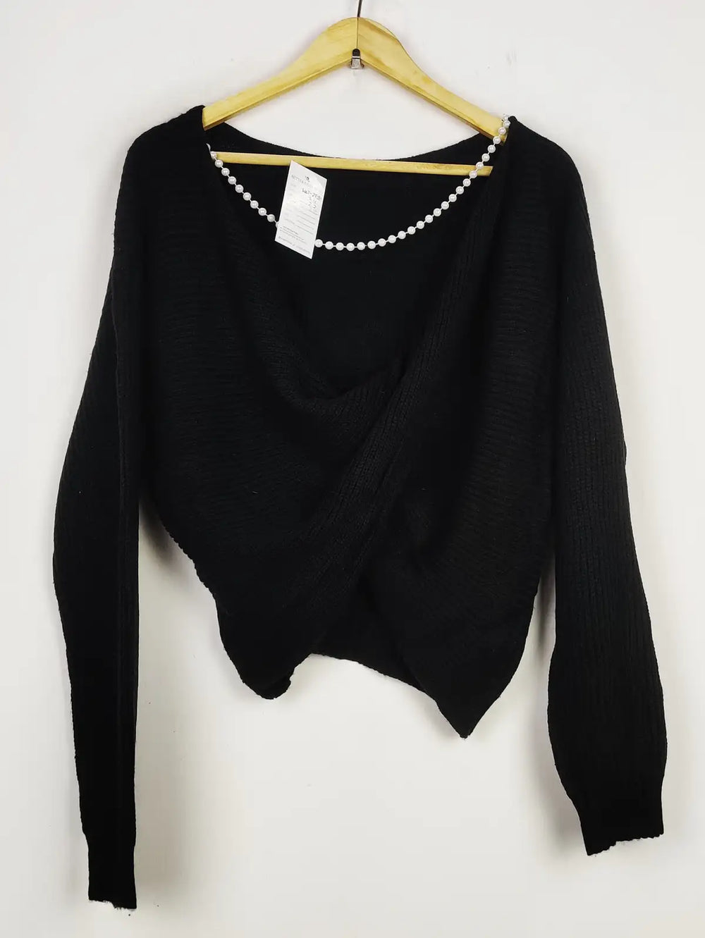 Buy online pre-used pre-loved 100% authentic & Original branded Unknown Brand (WCT-2281) available in Pakistan. Top international brands avilable.