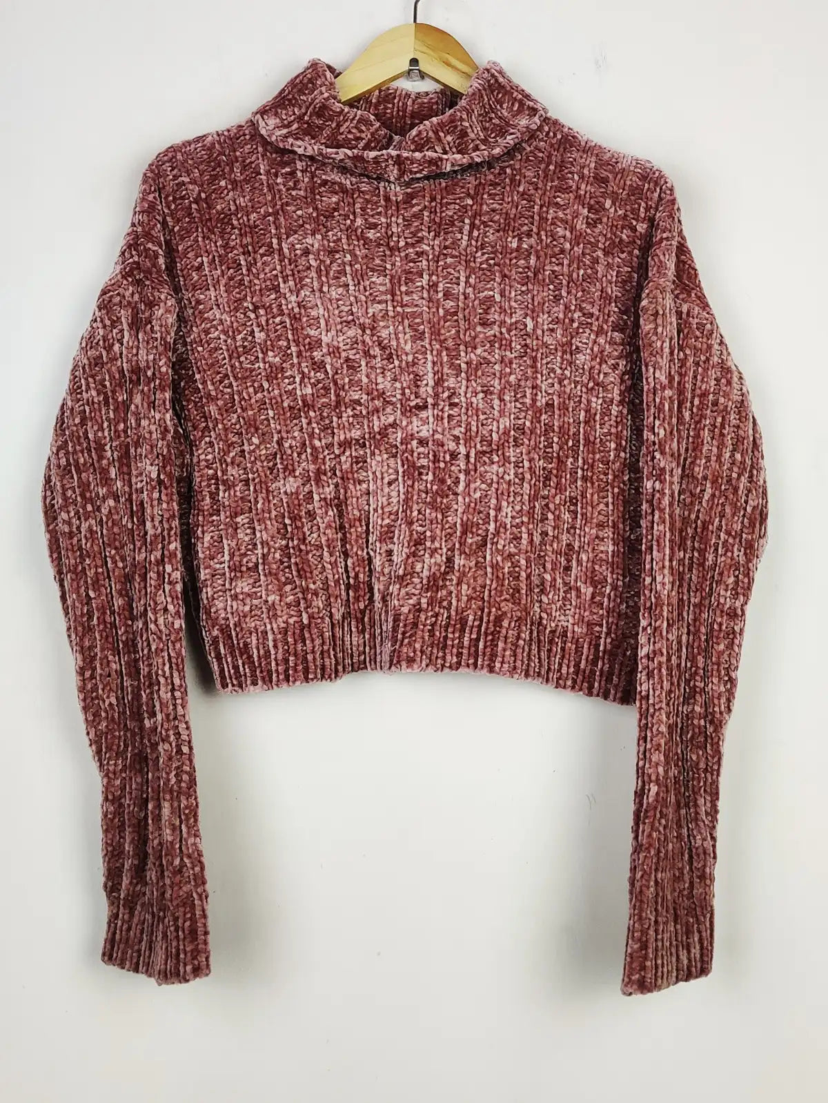 Buy online pre-used pre-loved 100% authentic & Original branded New Look (WCT-2424) available in Pakistan. Top international brands avilable.