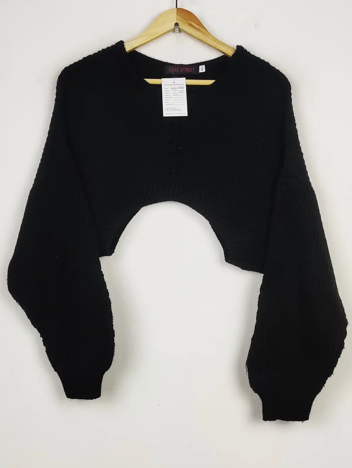 Buy online pre-used pre-loved 100% authentic & Original branded Edge Street (WCT-2425) available in Pakistan. Top international brands avilable.