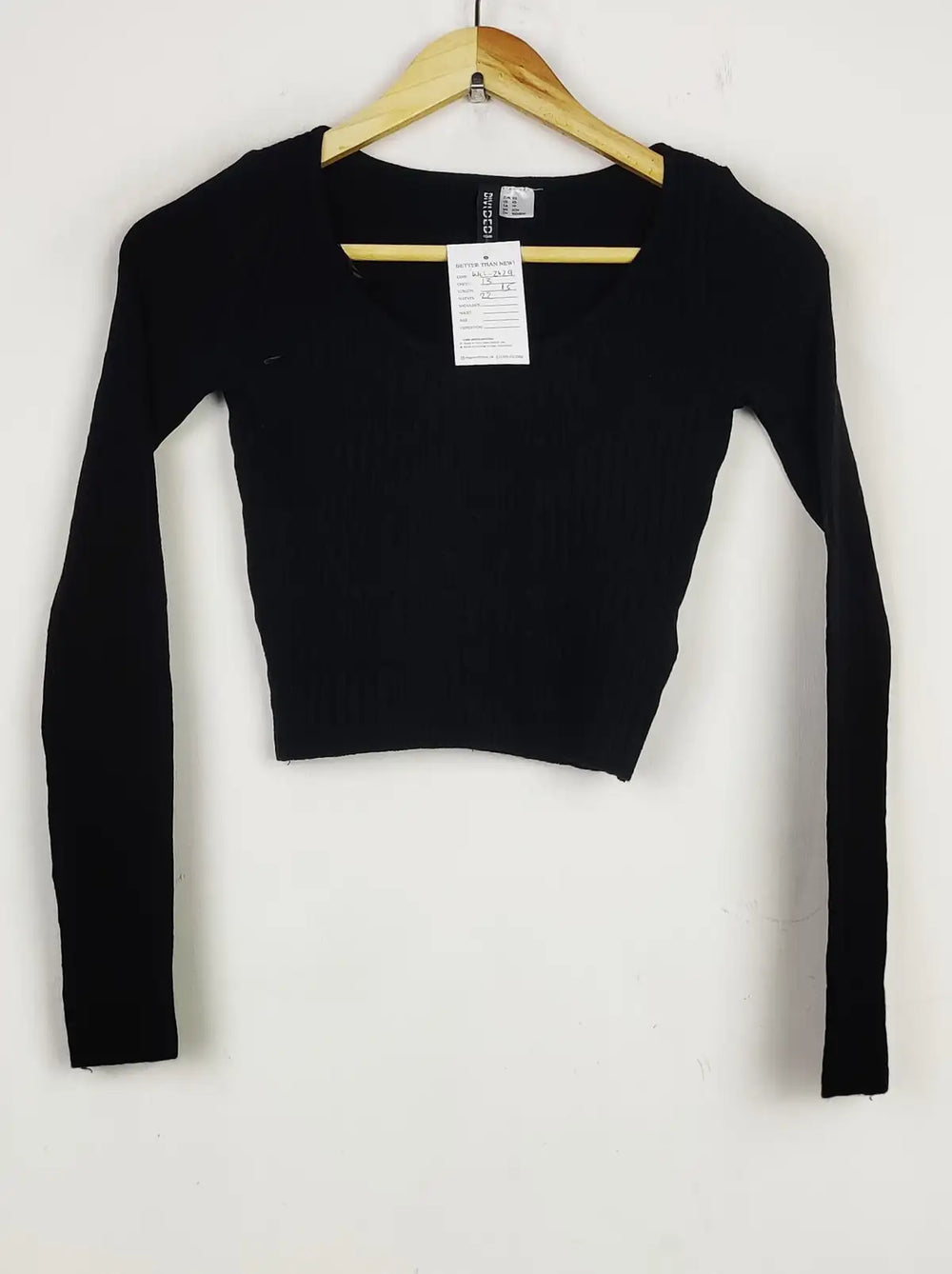 Buy online pre-used pre-loved 100% authentic & Original branded H&M (WCT-2429) available in Pakistan. Top international brands avilable.
