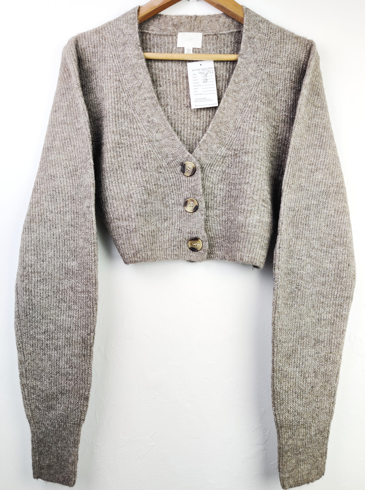 Buy online pre-used pre-loved 100% authentic & Original branded H&M (WCT-253) available in Pakistan. Top international brands avilable.