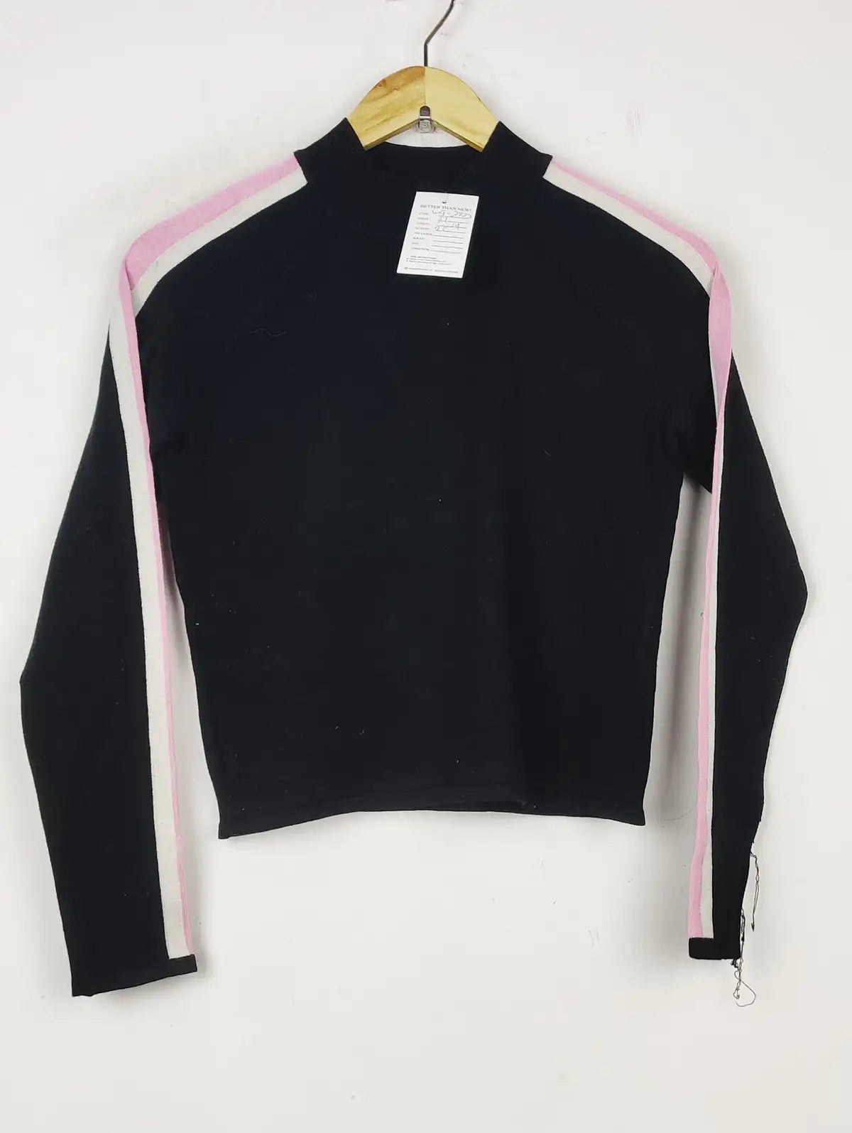 Buy online pre-used pre-loved 100% authentic & Original branded Unknown Brand (WCT-2822) available in Pakistan. Top international brands avilable.