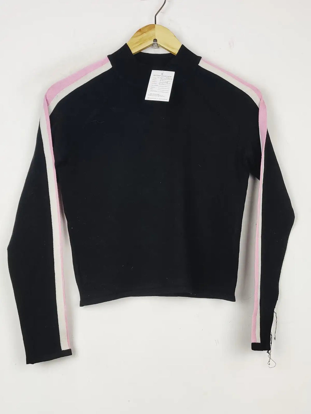 Buy online pre-used pre-loved 100% authentic & Original branded Unknown Brand (WCT-2822) available in Pakistan. Top international brands avilable.