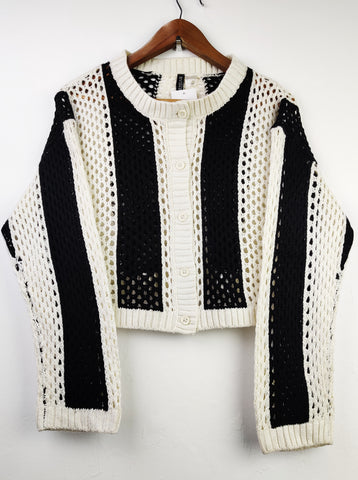 Buy online pre-used pre-loved 100% authentic & Original branded H&M (WCT-299) available in Pakistan. Top international brands avilable.