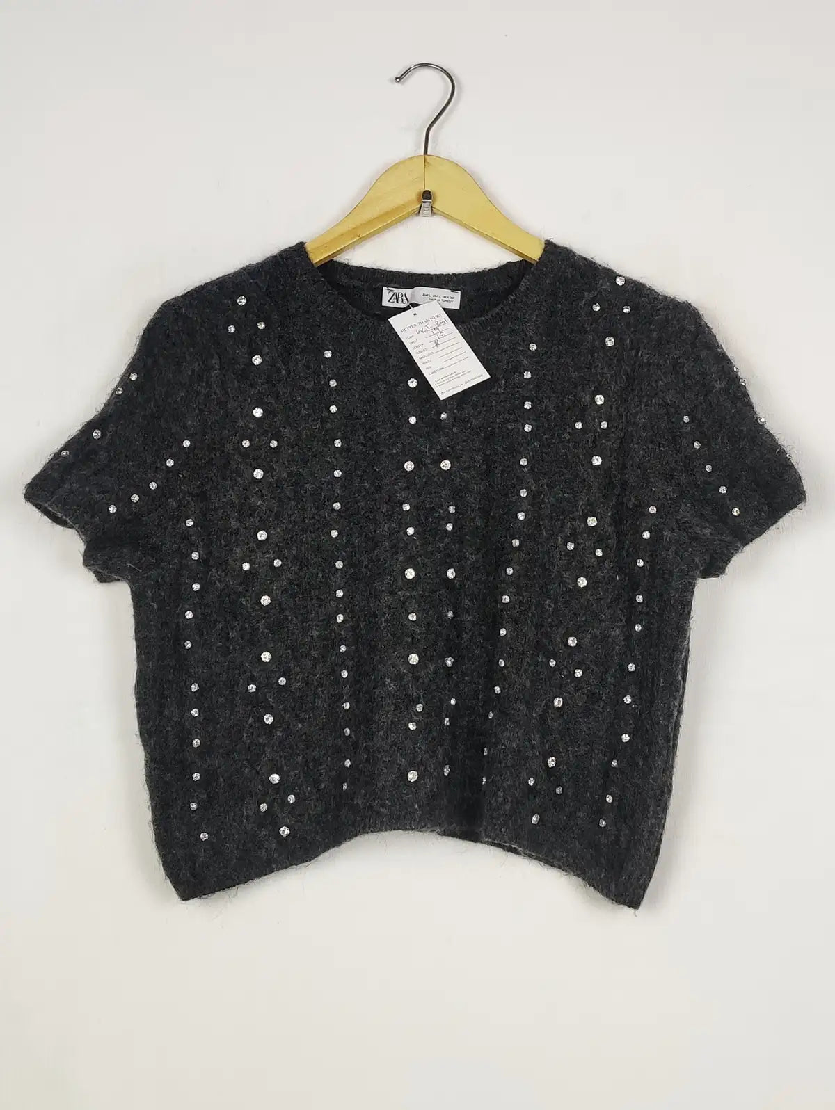 Buy online pre-used pre-loved 100% authentic & Original branded Zara (WCT-3001) available in Pakistan. Top international brands avilable.