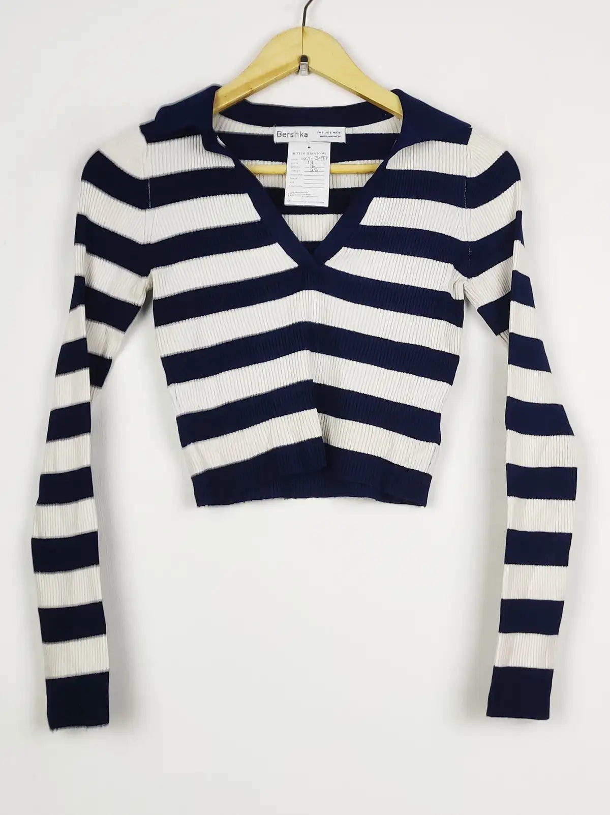 Buy online pre-used pre-loved 100% authentic & Original branded Bershka (WCT-3097) available in Pakistan. Top international brands avilable.