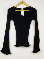 Buy online pre-used pre-loved 100% authentic & Original branded H&M (WCT-3122) available in Pakistan. Top international brands avilable.
