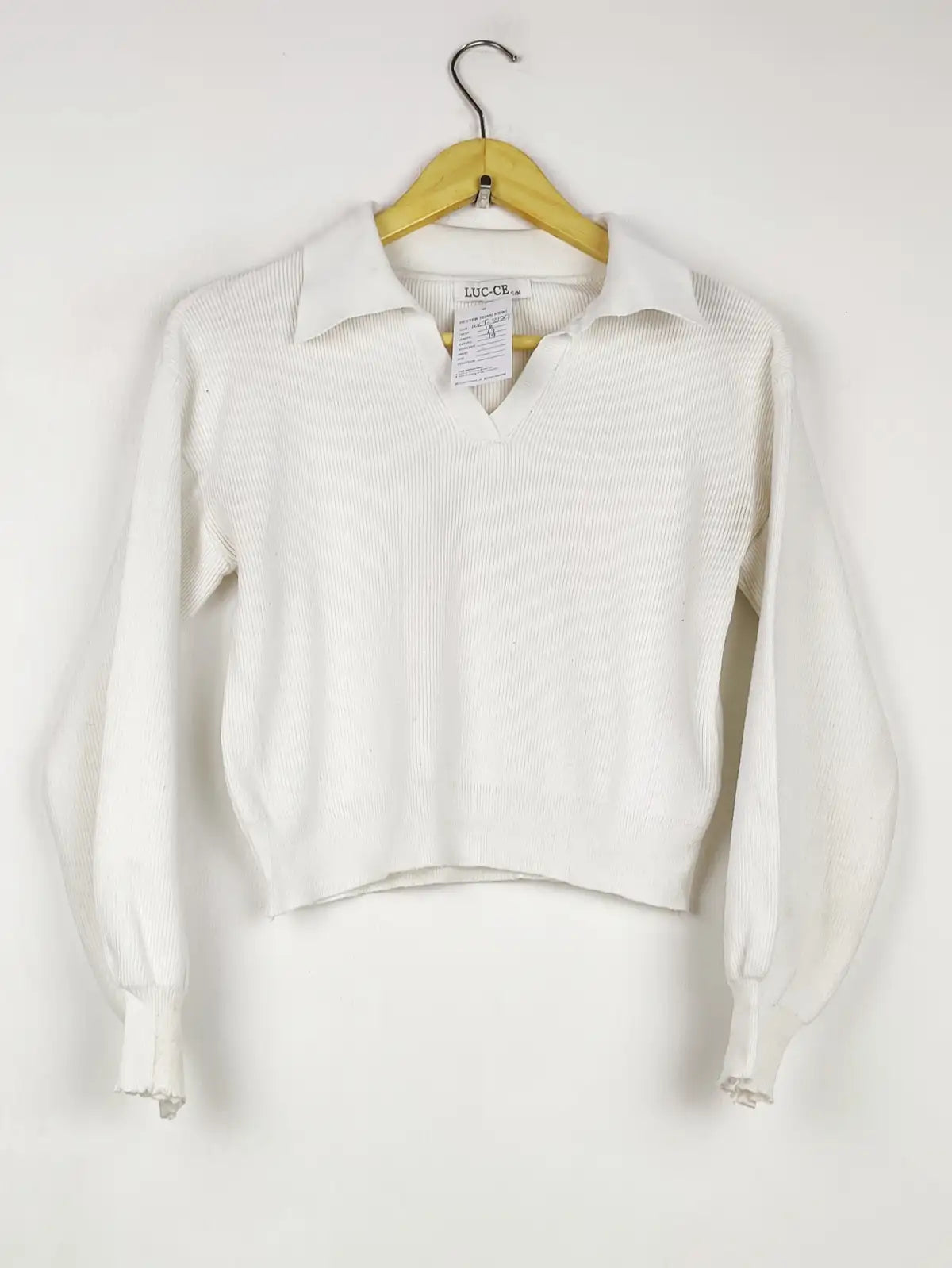 Buy online pre-used pre-loved 100% authentic & Original branded Luc-Ce (WCT-3127) available in Pakistan. Top international brands avilable.