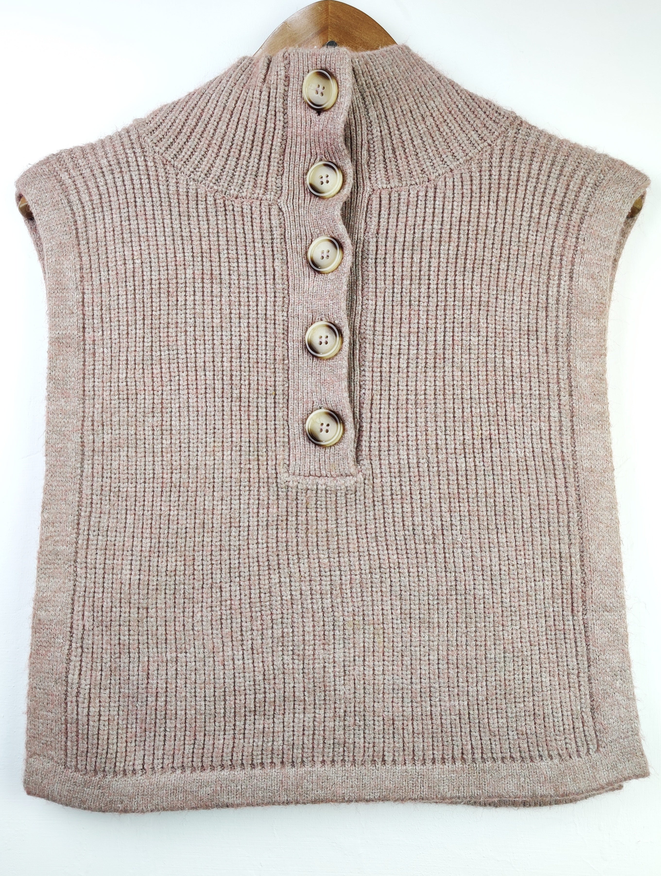 Buy online pre-used pre-loved 100% authentic & Original branded Primark (WCT-314) available in Pakistan. Top international brands avilable.