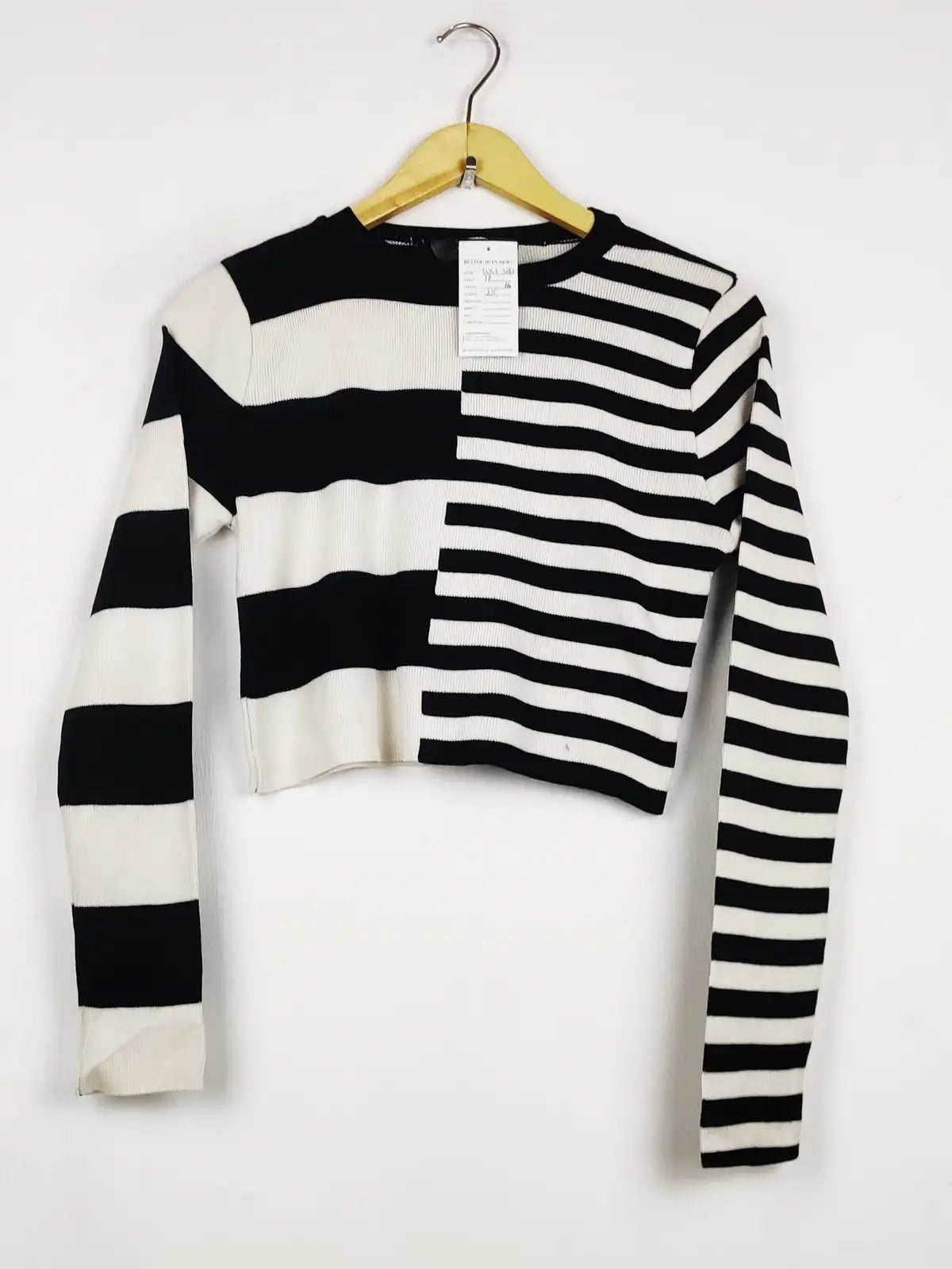 Buy online pre-used pre-loved 100% authentic & Original branded Primark (WCT-3183) available in Pakistan. Top international brands avilable.