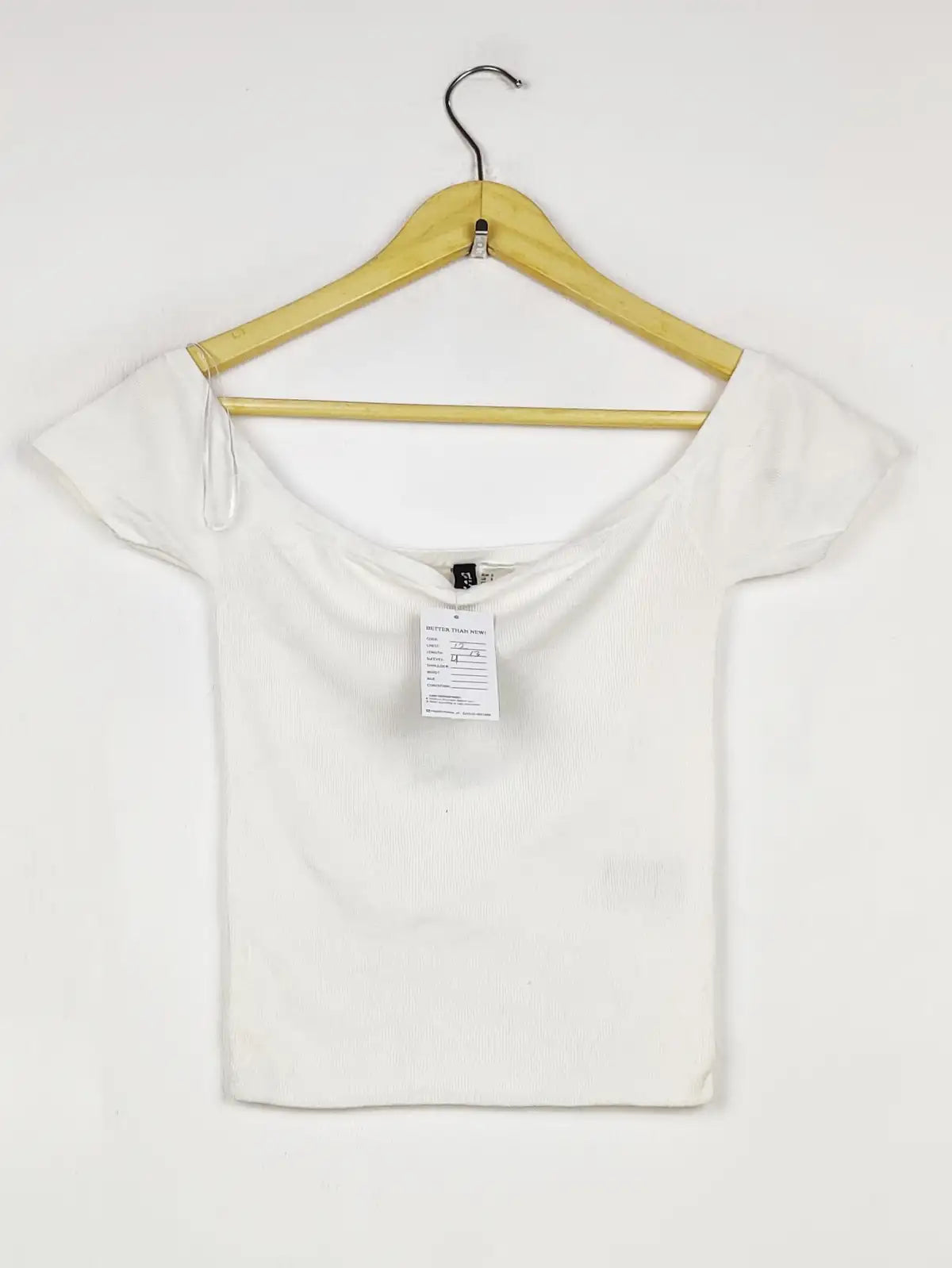 Buy online pre-used pre-loved 100% authentic & Original branded H&M (WCT-3204) available in Pakistan. Top international brands avilable.