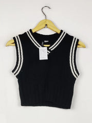 Buy online pre-used pre-loved 100% authentic & Original branded H&M (WCT-3250) available in Pakistan. Top international brands avilable.