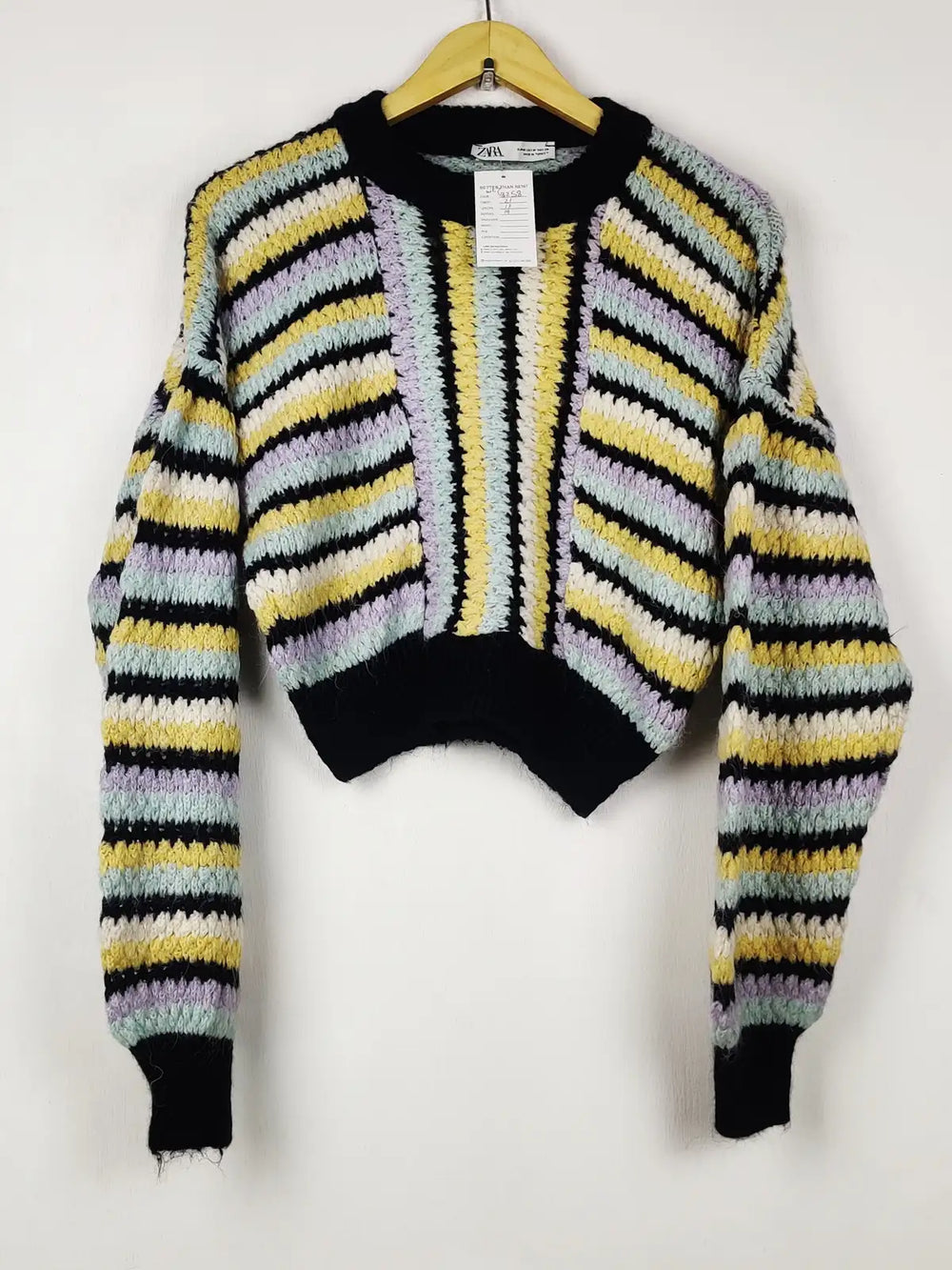 Buy online pre-used pre-loved 100% authentic & Original branded Zara (WCT-3258) available in Pakistan. Top international brands avilable.
