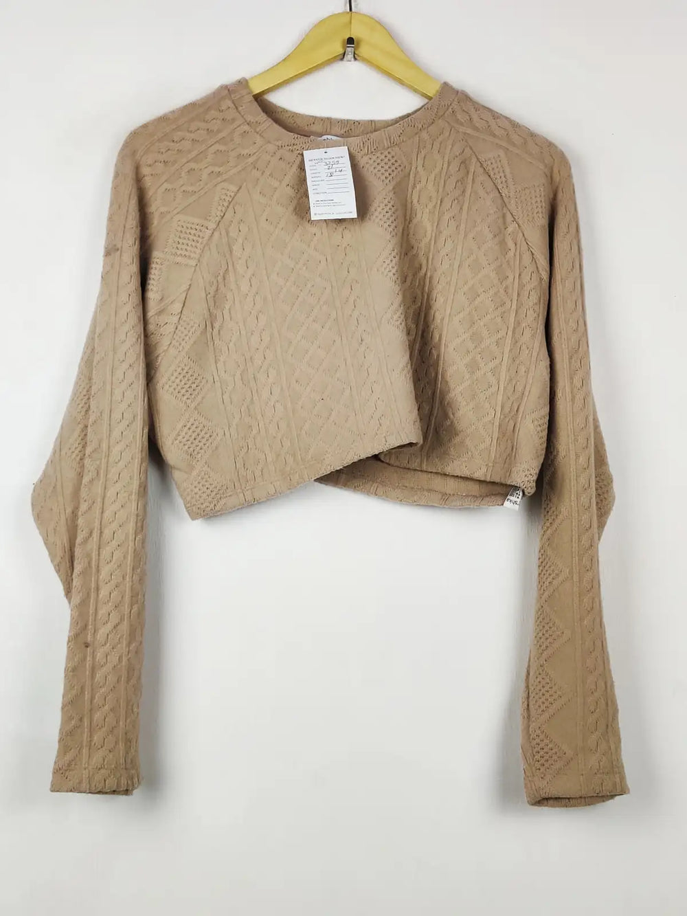 Buy online pre-used pre-loved 100% authentic & Original branded Bershka (WCT-3259) available in Pakistan. Top international brands avilable.