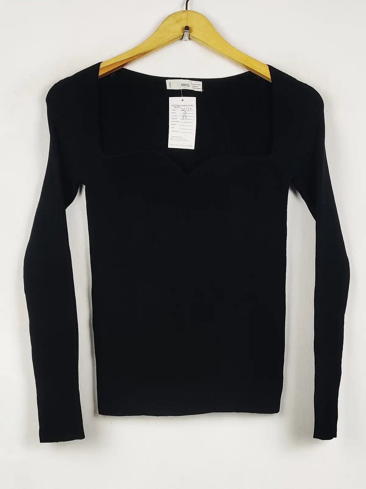 Buy online pre-used pre-loved 100% authentic & Original branded Mango (WCT-3270) available in Pakistan. Top international brands avilable.