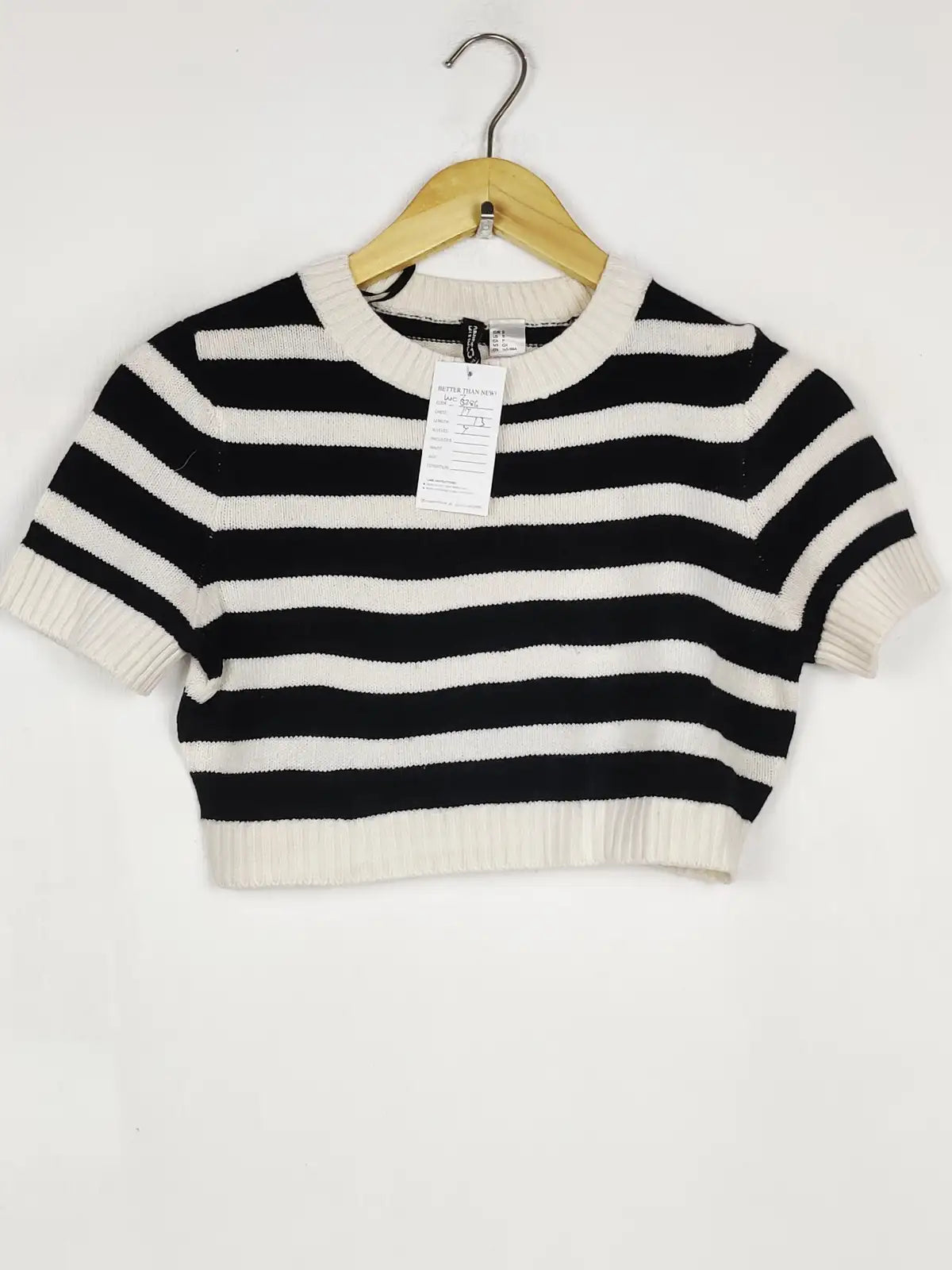 Buy online pre-used pre-loved 100% authentic & Original branded H&M (WCT-3286) available in Pakistan. Top international brands avilable.