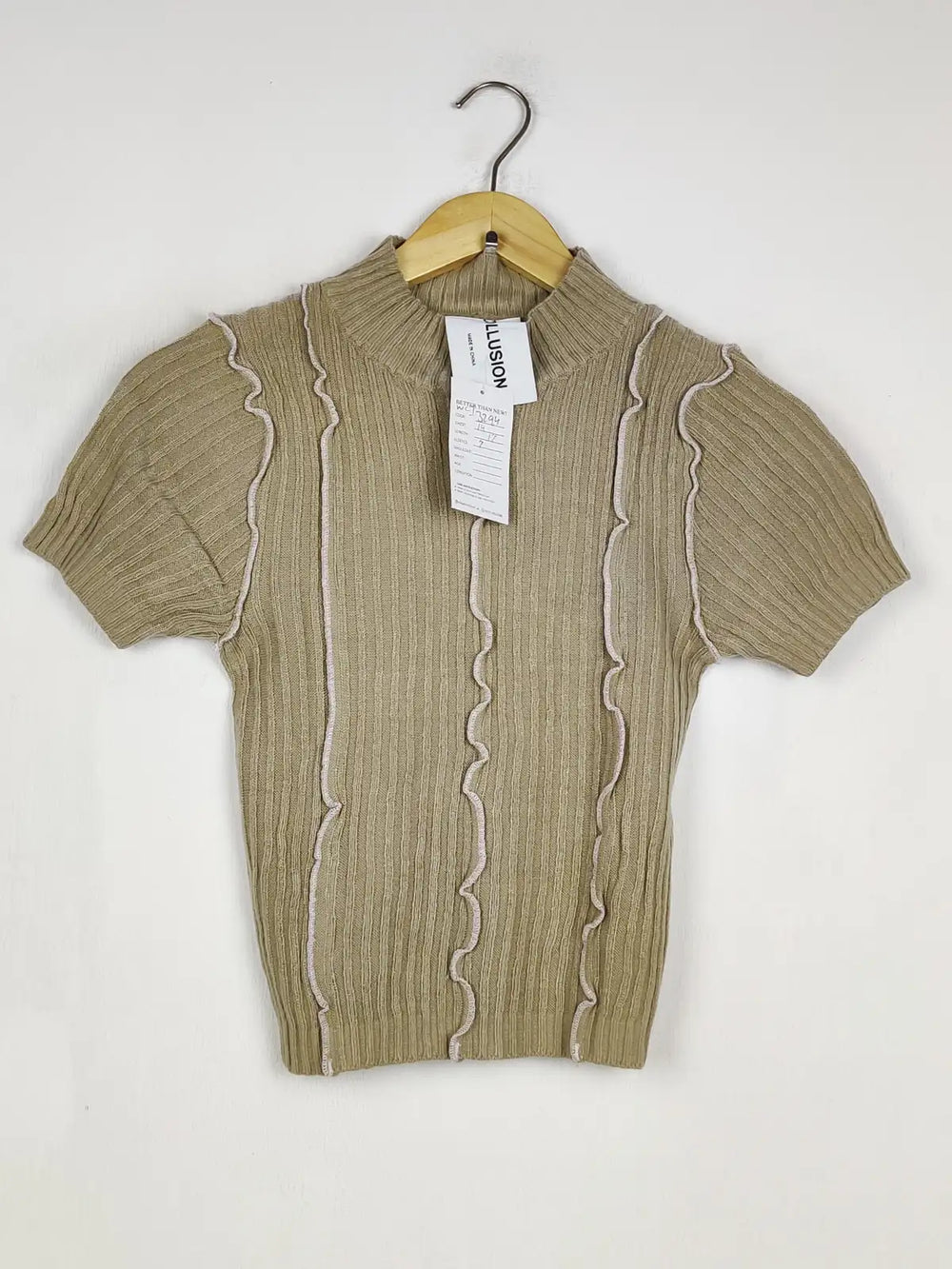 Buy online pre-used pre-loved 100% authentic & Original branded Collusion (WCT-3294) available in Pakistan. Top international brands avilable.