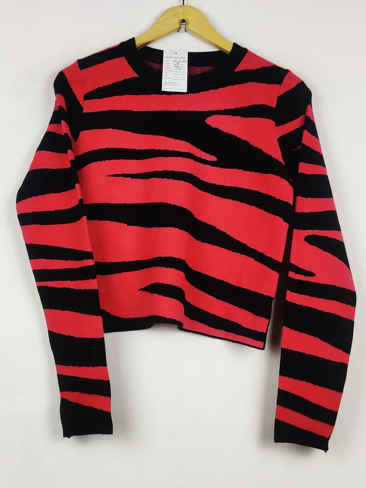 Buy online pre-used pre-loved 100% authentic & Original branded Unknown Brand (WCT-3317) available in Pakistan. Top international brands avilable.