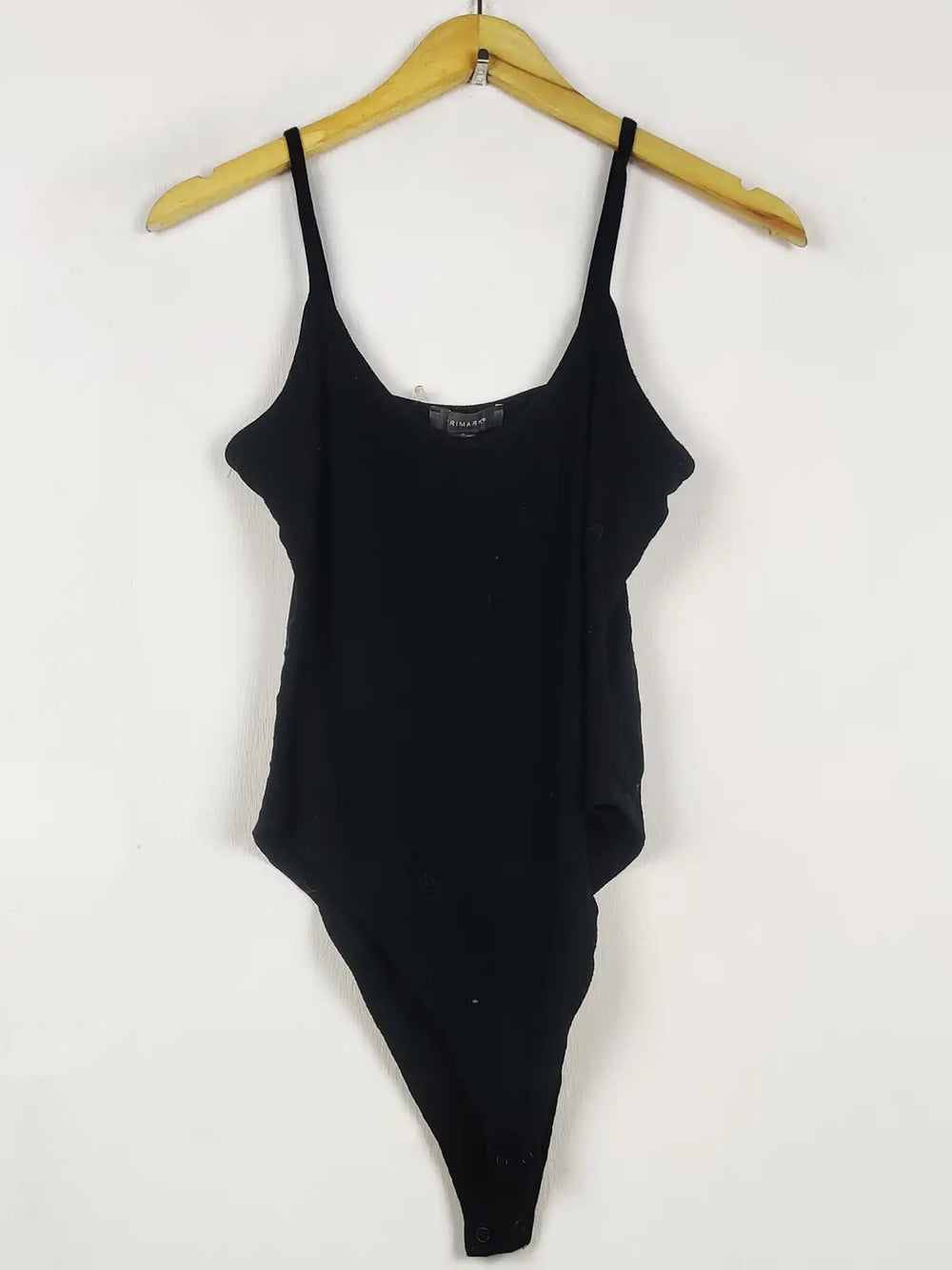 Buy online pre-used pre-loved 100% authentic & Original branded Primark (WCT-3345) available in Pakistan. Top international brands avilable.