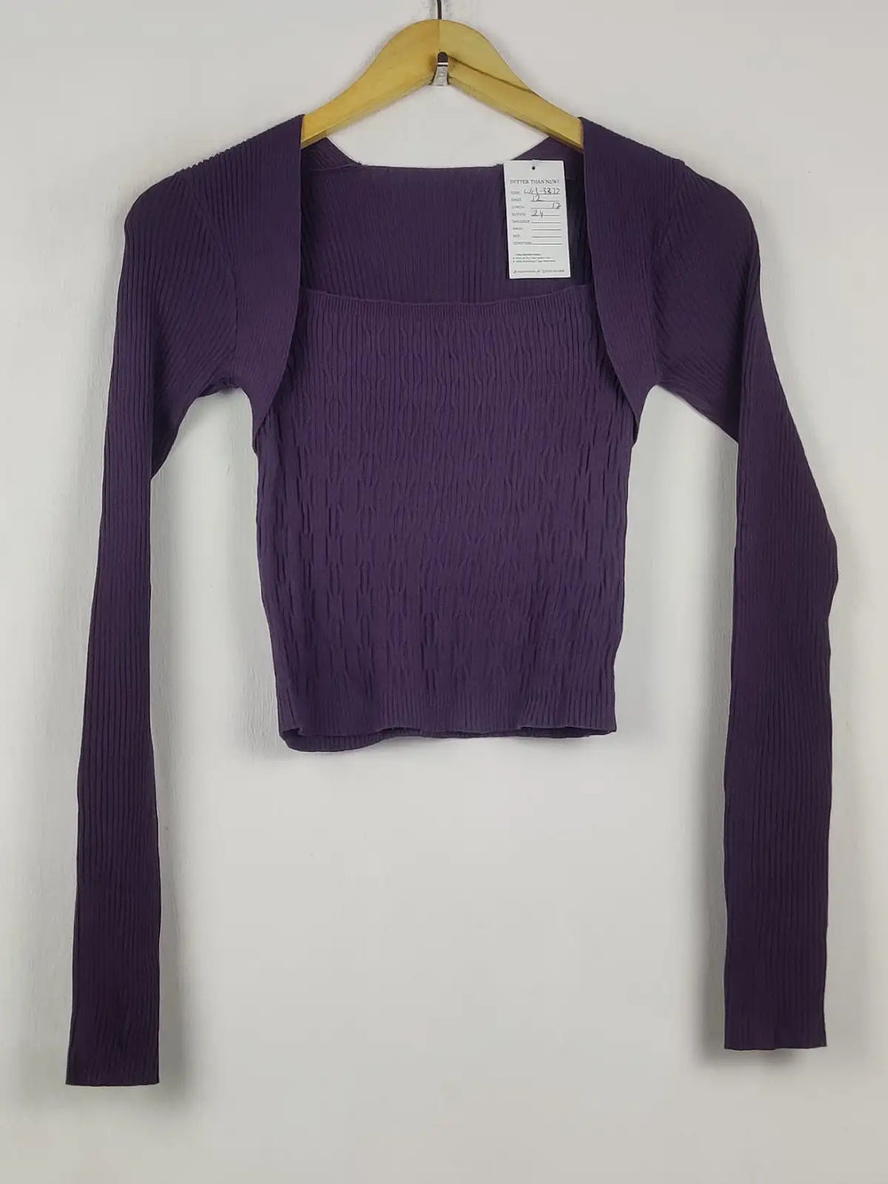 Buy online pre-used pre-loved 100% authentic & Original branded Unknown Brand (WCT-3372) available in Pakistan. Top international brands avilable.