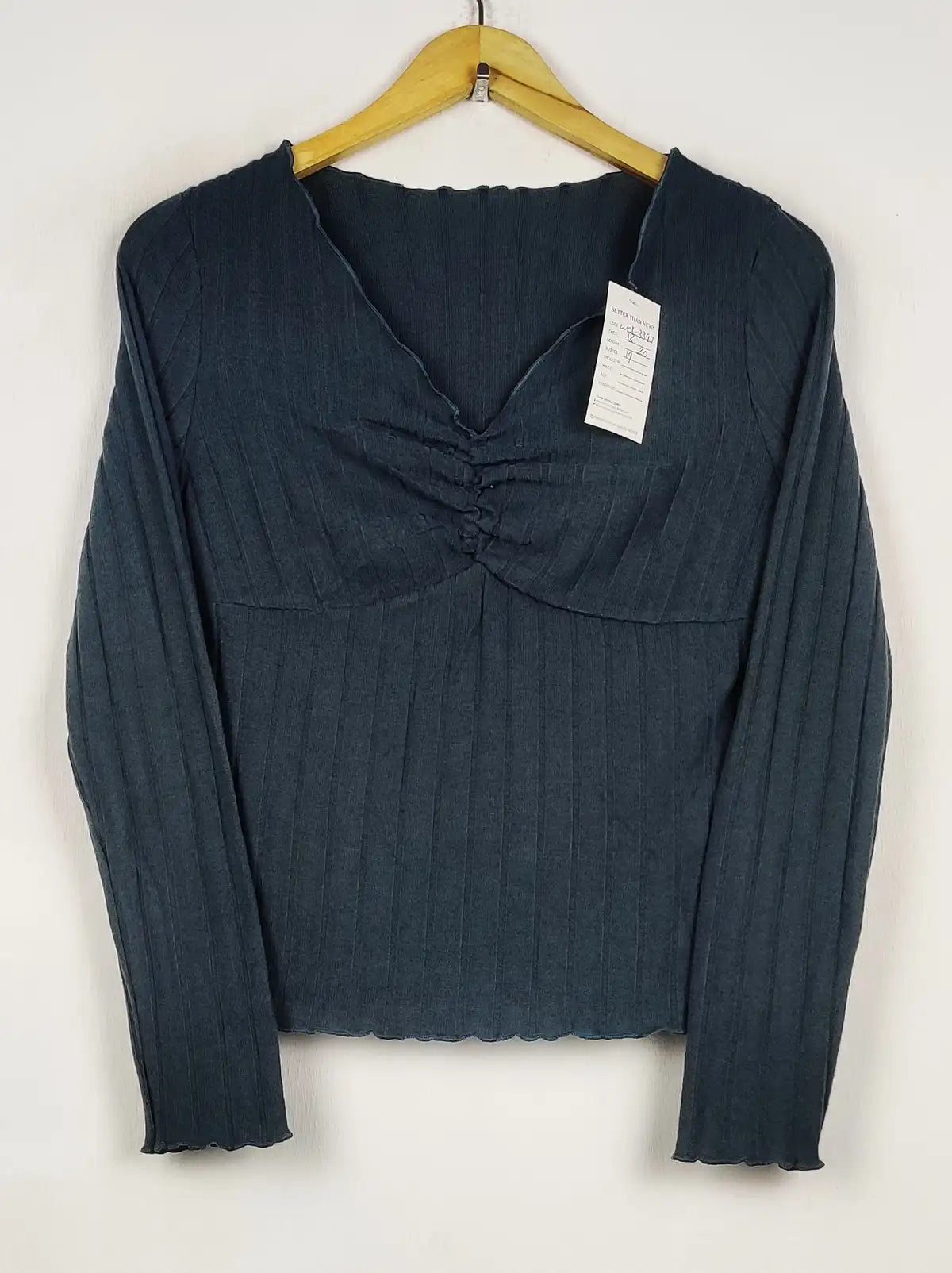 Buy online pre-used pre-loved 100% authentic & Original branded Shein (WCT-3397) available in Pakistan. Top international brands avilable.