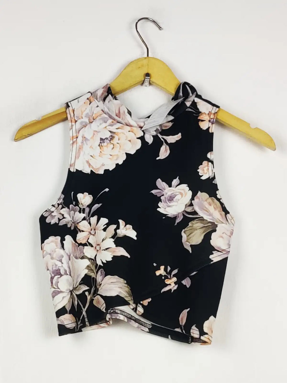 Buy online pre-used pre-loved 100% authentic & Original branded New Look (WCT-3401) available in Pakistan. Top international brands avilable.