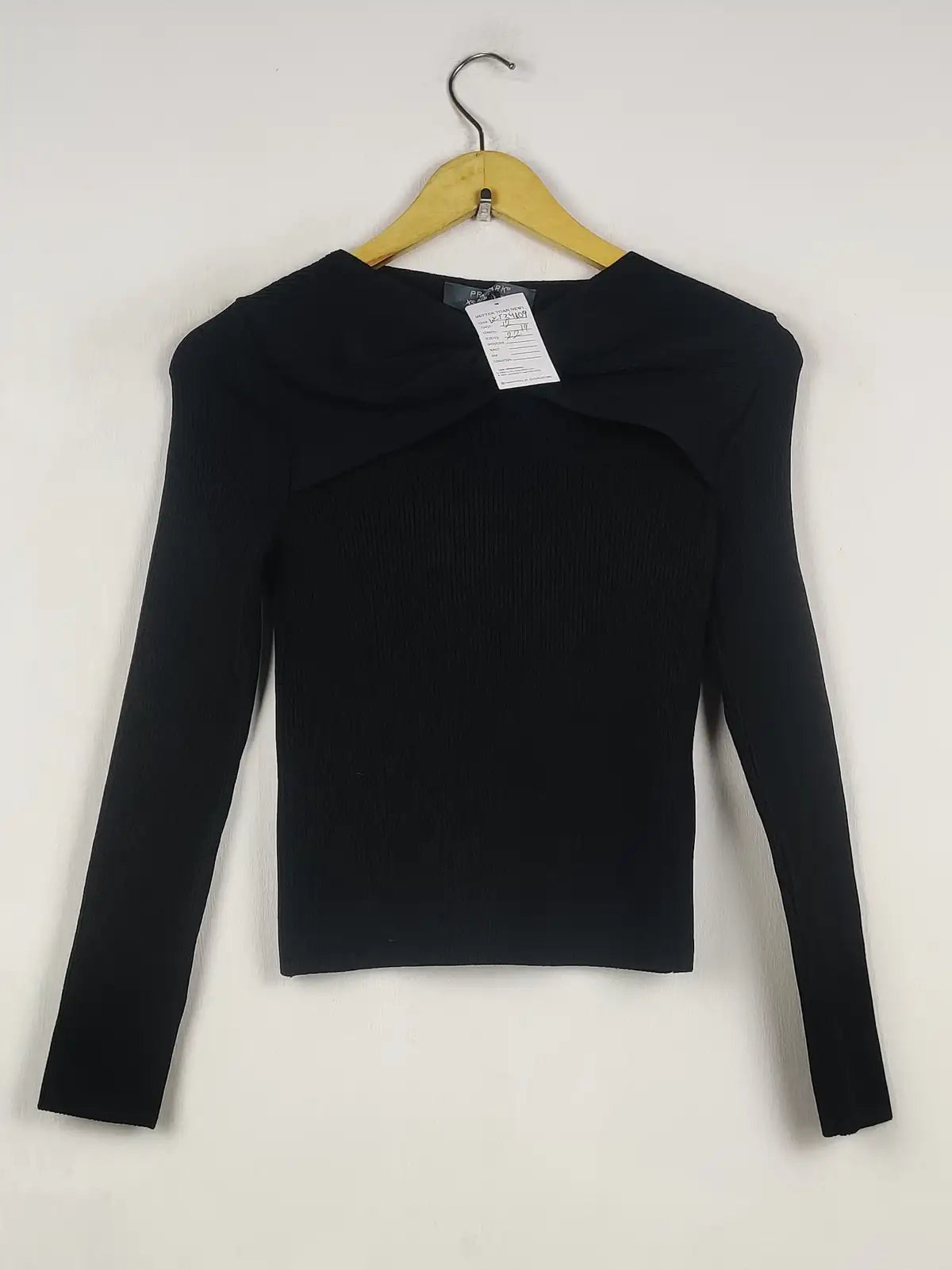 Buy online pre-used pre-loved 100% authentic & Original branded Primark (WCT-3409) available in Pakistan. Top international brands avilable.
