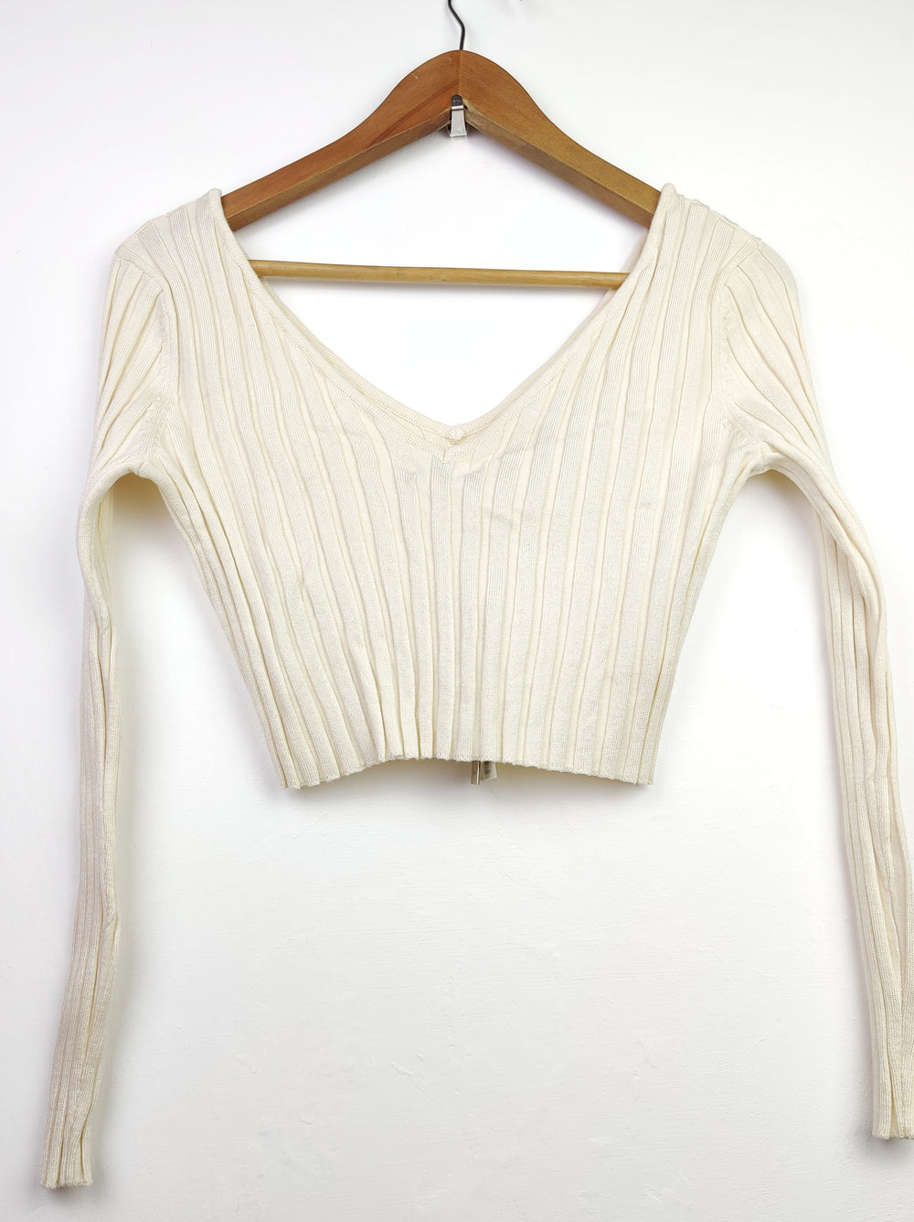 Buy online pre-used pre-loved 100% authentic & Original branded Vero Moda (WCT-340) available in Pakistan. Top international brands avilable.