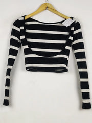 Buy online pre-used pre-loved 100% authentic & Original branded Bershka (WCT-3429) available in Pakistan. Top international brands avilable.