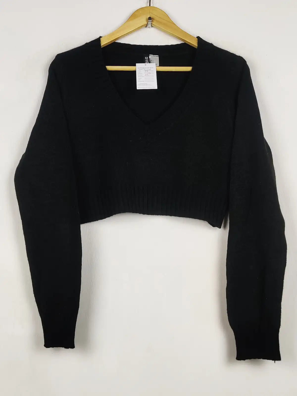 Buy online pre-used pre-loved 100% authentic & Original branded H&M (WCT-3503) available in Pakistan. Top international brands avilable.