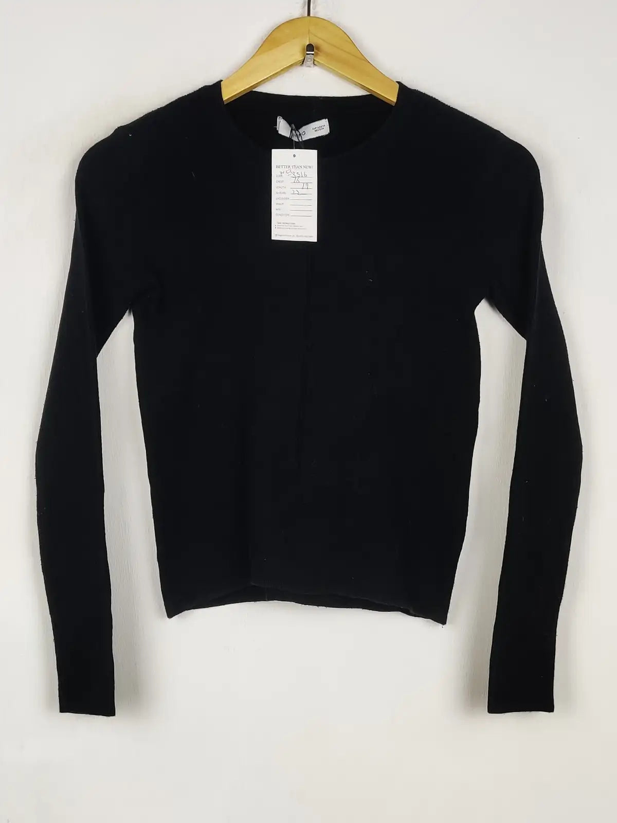 Buy online pre-used pre-loved 100% authentic & Original branded Mango (WCT-3516) available in Pakistan. Top international brands avilable.
