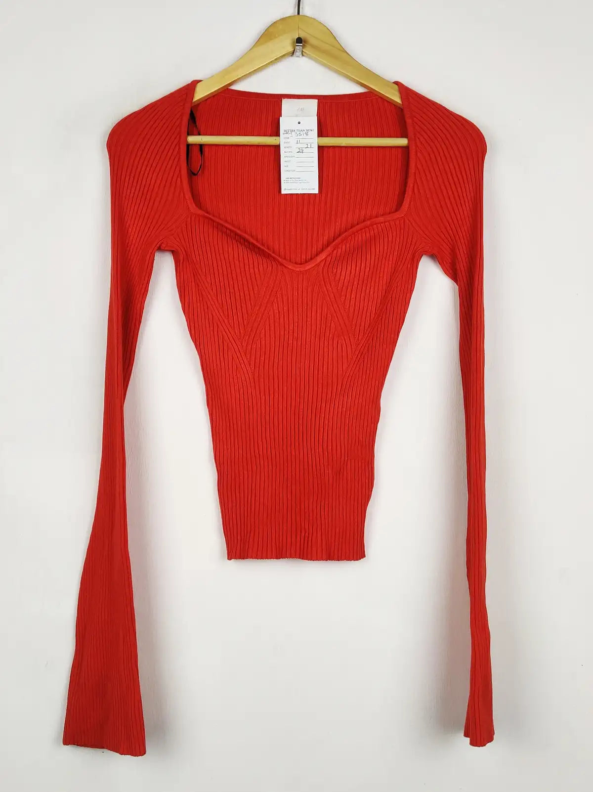 Buy online pre-used pre-loved 100% authentic & Original branded H&M (WCT-3518) available in Pakistan. Top international brands avilable.