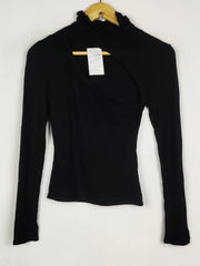 Buy online pre-used pre-loved 100% authentic & Original branded In The Style (WCT-3521) available in Pakistan. Top international brands avilable.